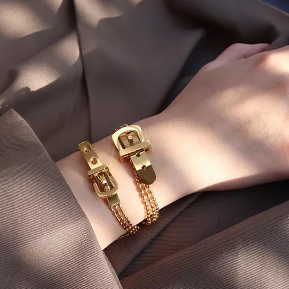 Buckle bracelet